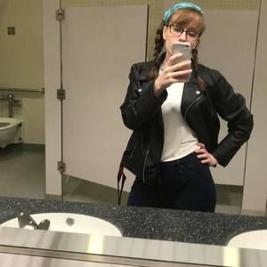 Meet your Posher, Gillian